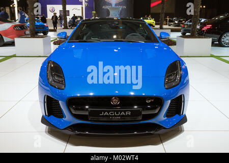 Brüssel - Jan 10, 2018: Jaguar F-Type Sportwagens auf dem Automobil-Salon in Brüssel vorgestellt. Stockfoto