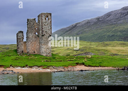 16. jahrhundert Ardvreck Castle am Loch Assynt in den schottischen Highlands, Sutherland, Schottland, UK Ruine Stockfoto