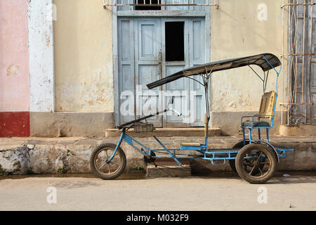 Remedios, Kuba - Typische bici Taxi, Kubanische Fahrradrikscha Stockfoto