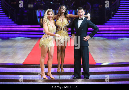 (Von links nach rechts) Gemma Atkinson, Oti Mabuse und Aljaz Skorjanec während der streng Come Dancing Live Tour Launch bei Arena Birmingham statt. Stockfoto