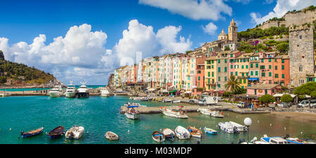 Schöne Fischer Stadt Portovenere in der Nähe von Cinque Terre, Ligurien, Italien Stockfoto