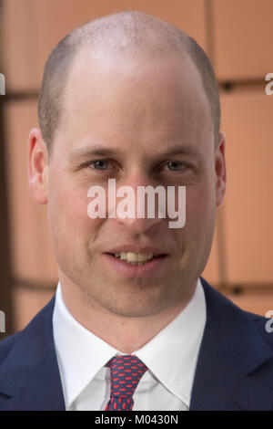 London, Großbritannien. 18 Jan, 2018. Der Herzog von Cambridge kommt an Evelina Londoner Kinder Krankenhaus Veteranen, die jetzt im Krankenhaus, sind als Teil der 'Schritt in die Gesundheit", ein Programm, das von der königlichen Stiftung unterstützt zu ex-Soldaten und Frauen, für ihre Ehegatten und die unterhaltsberechtigten Personen finden Beschäftigung in den NHS helfen die Arbeit zu erfüllen. Credit: Guy Corbishley/Alamy leben Nachrichten Stockfoto