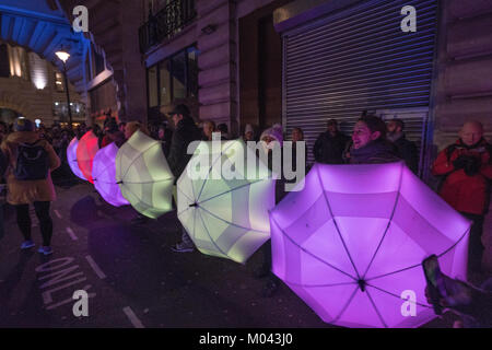 London, Großbritannien. 18 Jan, 2018. Das Dachprojekt von Cirque Bijou an der Regent Street, Teil der Lumiere London Festival in London 2018. Foto Datum: Donnerstag, 18. Januar 2018. Credit: Roger Garfield/Alamy leben Nachrichten Stockfoto