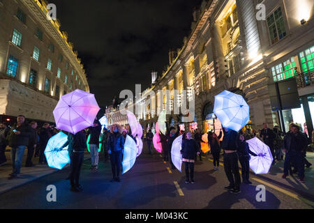 London, Großbritannien. 18 Jan, 2018. Das Dachprojekt von Cirque Bijou an der Regent Street, Teil der Lumiere London Festival in London 2018. Foto Datum: Donnerstag, 18. Januar 2018. Credit: Roger Garfield/Alamy leben Nachrichten Stockfoto