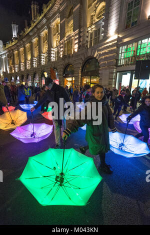 London, Großbritannien. 18 Jan, 2018. Das Dachprojekt von Cirque Bijou an der Regent Street, Teil der Lumiere London Festival in London 2018. Foto Datum: Donnerstag, 18. Januar 2018. Credit: Roger Garfield/Alamy leben Nachrichten Stockfoto