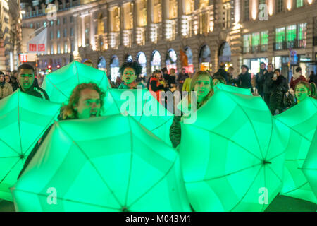 London, Großbritannien. 18 Jan, 2018. Das Dachprojekt von Cirque Bijou an der Regent Street, Teil der Lumiere London Festival in London 2018. Foto Datum: Donnerstag, 18. Januar 2018. Credit: Roger Garfield/Alamy leben Nachrichten Stockfoto