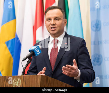 New York, NY, USA. 18 Jan, 2018. Andrzej Duda, Präsident der Republik Polen beobachtet, als er bei den Vereinten Nationen in New York. Quelle: Michael Brochstein/SOPA/ZUMA Draht/Alamy leben Nachrichten Stockfoto