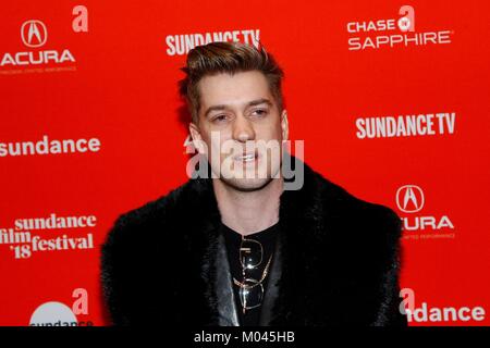 Park City, UT, USA. 18 Jan, 2018. Rafael Casal in der Ankunftshalle für BLINDSPOTTING Premiere auf dem Sundance Film Festival 2018, Eccles Theater, Park City, UT 18. Januar 2018. Credit: JA/Everett Collection/Alamy leben Nachrichten Stockfoto