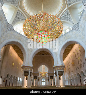 Die Architektur der Innenraum der Sheikh Zayed Moschee in Abu Dhabi, VAE Stockfoto