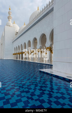 Die Architektur der Sheikh Zayed Moschee in Abu Dhabi, VAE Stockfoto