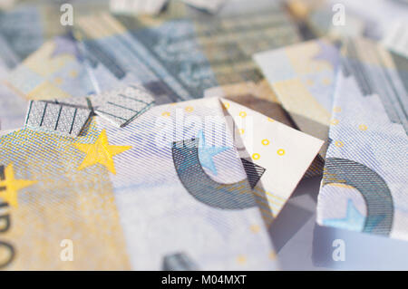 Abstrakte Finanzen Hintergrund gemacht mit 5 Euro-Banknoten foled wie ein t-shirt Stockfoto