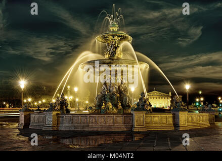 Brunnen des Mers an der Place De La Concorde in Paris Stockfoto