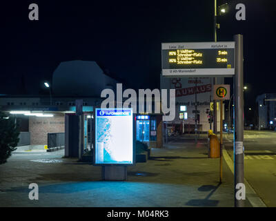 Bushaltestelle Alt-Mariendorf 20150111 6. Stockfoto