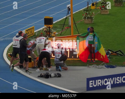 Bei der IAAF U20-Weltmeisterschaft 2016 in Bydgoszcz, Polen, wurde das 3000-m-Finale der Frauen gezeigt, bei dem die besten jungen Athleten im Leichtathletik- und Leichtathletik-Bereich vorgestellt wurden. Diese Veranstaltung war ein wichtiger Meilenstein für die Entwicklung der internationalen Jugendathletik. Stockfoto