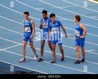 Das 4x100-m-Staffelfinale der Männer bei der IAAF U20-Weltmeisterschaft 2016 in Bydgoszcz, Polen, war ein wichtiges Ereignis, bei dem die schnellsten jungen Sprintern der Welt vorgestellt wurden. Stockfoto