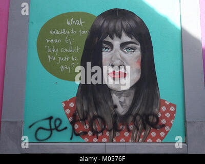 Bxlstreet1985 bezieht sich auf eine Fotoserie oder ein visuelles Dokument, das das städtische Leben in Brüssel im Jahr 1985 feststellt. Es unterstreicht die Atmosphäre und Kultur der Stadt in den 1980er Jahren Stockfoto