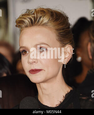 CAREY MULLIGAN englische Schauspielerin besucht das Screening von Netflix bin udbound' an der Opening Night Gala von AFI FEST 2017 von Audi in TCL Chinese Theater präsentiert am 9. November 2017 in Hollywood, Kalifornien.  Foto: Jeffrey Mayer Stockfoto