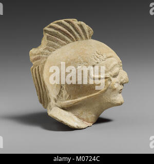Kalkstein Kopf einer bartlos Kater mit einem Helm der Griechische Typ MET DP 160814 Stockfoto