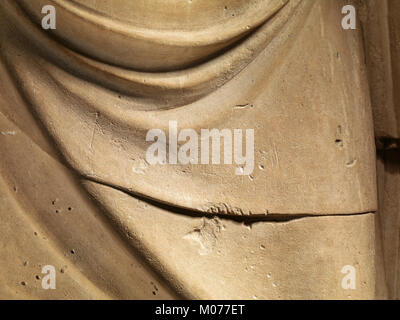 Kalkstein Statue von einem Mann mit einer Maske in der Form von Kopf MET DP ein Stier 276953 Stockfoto