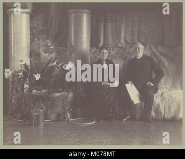 Herr und Frau Charles E. Tiffany im Louis C. Tiffanys Studio MET DP 114490 Stockfoto