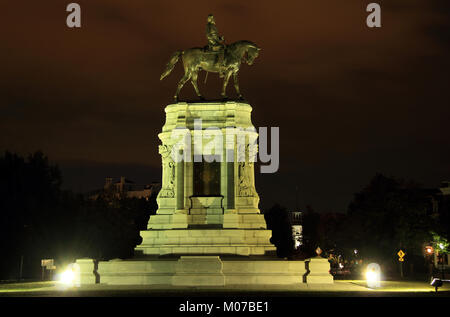 Bürgerkrieg Denkmäler wie das Robert E. Lee Statue auf Monument Avenue stellen die wichtigsten Streitpunkte in der heutigen US-Politik Stockfoto