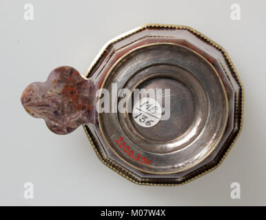 Jasper Tasse mit Gilded-Silver Mounts MET LC 2000 504-S6 Stockfoto