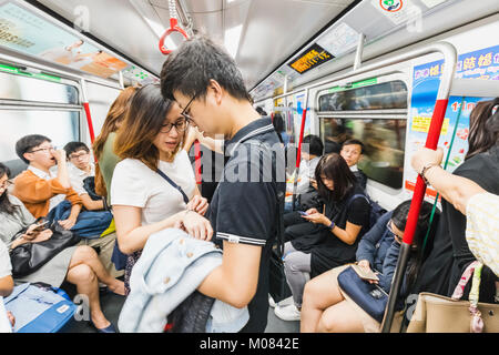 China, Hong Kong, MTR U-Bahn Passagiere Stockfoto
