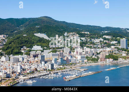 Japan, Honshu, Präfektur Shizuoka, Atami, City Skyline Stockfoto