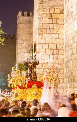 Float von Christus der Bruderschaft des "La Candelaria" während seiner Bußweg auf Heiligen Dienstag. Stockfoto