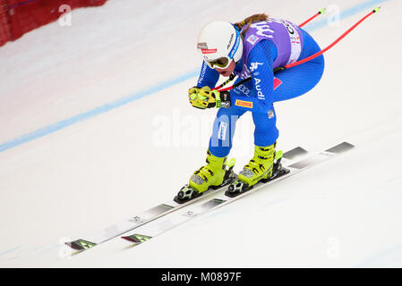 Cortina d'Ampezzo, Italien. 19 Jan, 2018. Verena Stuffer von Italien konkurriert im Downhill Rennen in Cortina d'Ampezzo FIS Weltcup in Cortina d'Ampezzo, Italien am 19. Januar 2018. Credit: Rok Rakun/Pacific Press/Alamy leben Nachrichten Stockfoto