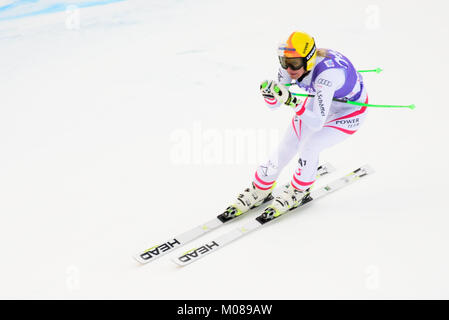 Cortina d'Ampezzo, Italien. 19 Jan, 2018. Cornelia Huetter Österreichs konkurriert im Downhill Rennen in Cortina d'Ampezzo FIS Weltcup in Cortina d'Ampezzo, Italien am 19. Januar 2018. Credit: Rok Rakun/Pacific Press/Alamy leben Nachrichten Stockfoto