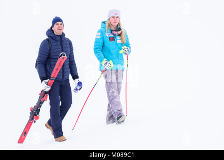 Cortina d'Ampezzo, Italien. 19 Jan, 2018. Mikaela Shiffrin der Vereinigten Staaten von Amerika an der Cortina d'Ampezzo FIS Weltcup in Cortina d'Ampezzo, Italien am 19. Januar 2018. Credit: Rok Rakun/Pacific Press/Alamy leben Nachrichten Stockfoto