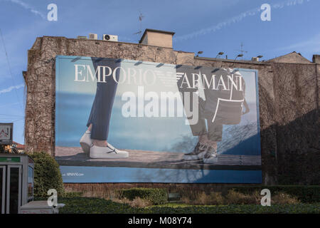 Emporio Armani Werbung, Via Cusani, Mailand Stockfoto