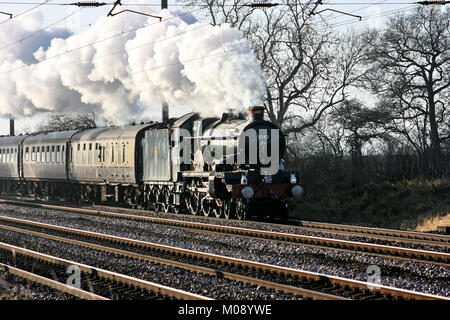 GWR Schloss Dampflok Nr. 5043 Graf von Mount Edgcumbe an copmanthorpe am 12. Dezember 2009 - Copmanthorpe, York, Großbritannien Stockfoto