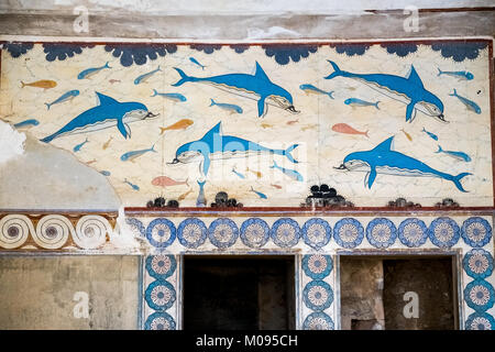 Wiederaufbau des Dolphin Fresken von Arthur Evans, Megaron der König und die von Säulen getragenen Vorhalle im Palast von Knossos, Knossos, der minoischen Archäologische s Stockfoto