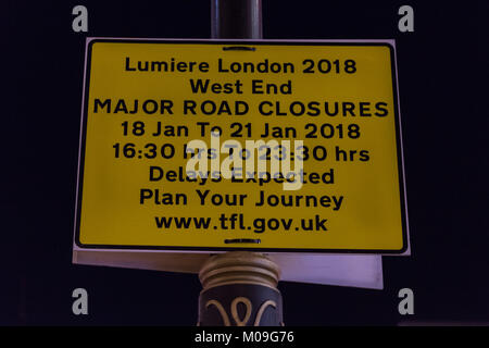 London, Großbritannien. 19 Jan, 2018. Lumiere Lights Festival wird sehr voll, es zum Wochenende Köpfe, mit vielen Straßensperrungen, einschließlich Oxford Circus, Regent Street und Piccadilly. Credit: Imageplotter Nachrichten und Sport/Alamy leben Nachrichten Stockfoto