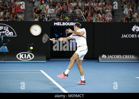 Melbourne, Australien. 20 Jan, 2018. Schweizer Tennisspieler Roger Federer ist in Aktion während seiner 3. Runde der Australian Open Tennis Player vs Franzosen Richard Gasquet am 20 Jan, 2018 in Melbourne, Australien.- Gutschrift: Yan Lerval/Alamy leben Nachrichten Stockfoto