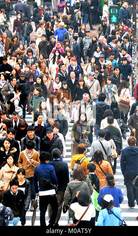 Menge Kreuzung Straße, Shibuya, Tokio, Japan Stockfoto