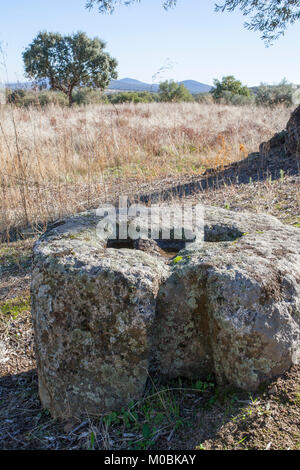 Späte römische Olivenpresse Gegengewicht in der Nähe von Santa Lucia del Trampal Schrein, Trofa, Extremadura, Spanien Stockfoto