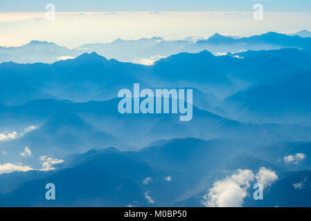 Blick aus dem Flugzeug Fenster Stockfoto