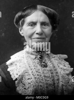 CLARA BARTON (1821-1912) Gründer des Amerikanischen Roten Kreuzes fotografiert im Jahre 1904. Stockfoto