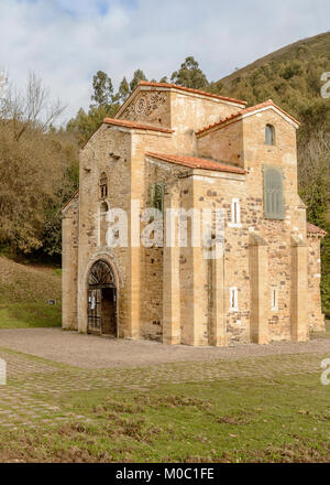 Pre-romanische Kirche von San Miguel de Lillo, gewidmet der Erzengel, neunten Jahrhundert, den Befehl des Königs Ramiro I auf dem Berg Naranco in O zu bauen Stockfoto
