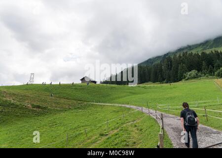 Wanderer in der bayerischen Region Algen, Deutschland Stockfoto