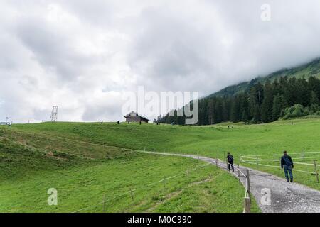 Wanderer in der bayerischen Region Algen, Deutschland Stockfoto