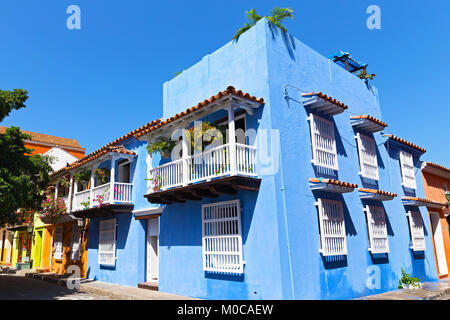Bunte Kolonialbauten in Cartagena, Kolumbien. Schönen historischen Gebäuden mit Balkonen. Stockfoto