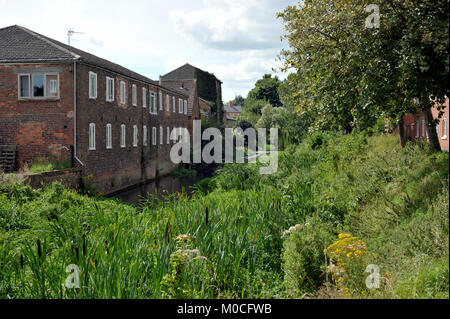 Ehemalige Lagerhaus Gebäude im Zentrum von Louth Lincolnshire, Großbritannien, neben der Navigation oder Louth Louth Kanal aus dem Fluss Lud erstellt. Stockfoto