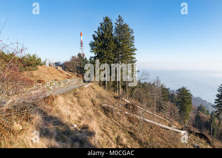 Höhepunkt der Regional Park Campo dei Fiori Varese in der Nähe der Sternwarte und meteorologischen Zentrum Stockfoto