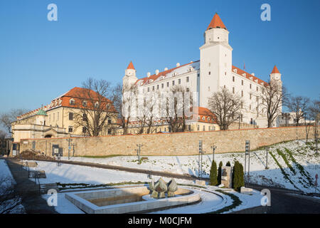 Bratislava - das Schloss im Winter Licht. Stockfoto