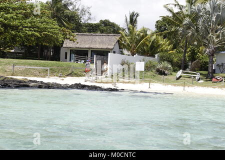 Pointe d'Esny Strand ist in der Nähe von Pointe d'Esny gelegen, im Südosten von Mauritius. Dies ist einer der vielen Strände von Mauritius. Stockfoto