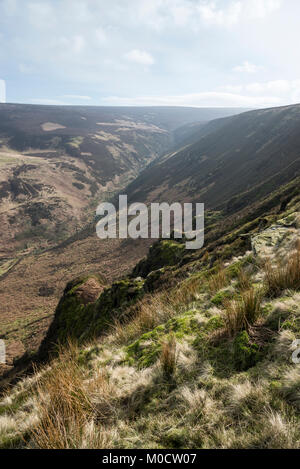 Der Pennine Way an torside Clough Position auf die Mauren an Bleaklow, Peak District, Derbyshire, England. Stockfoto